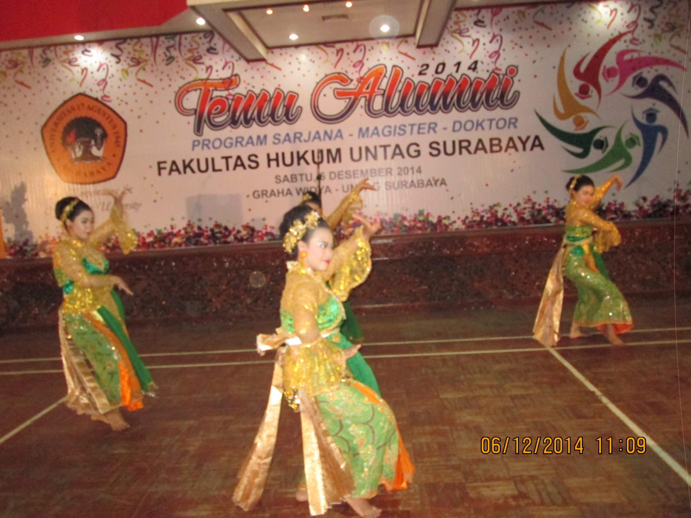  Temu Alumni FH Untag Surabaya - Desember 2014 